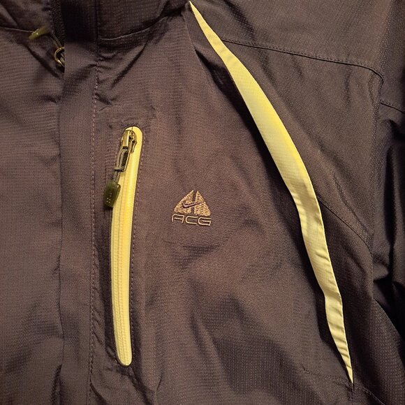 Vintage Nike ACG 3-in-1 System Jacket,Includes Outer Shell and Removable Fleece - Picture 9 of 16